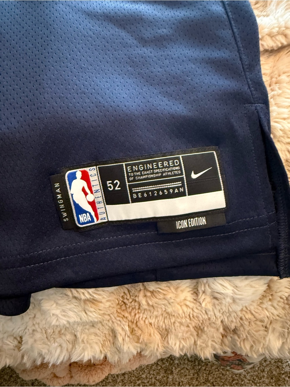 Nike Minnesota Timberwolves #5 Anthony Edwards jersey - NWT - Picture 3 of 4